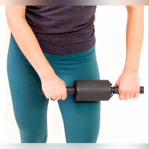 Chirp Wheel 3-in-1 Muscle Roller - Picture 6 of 6